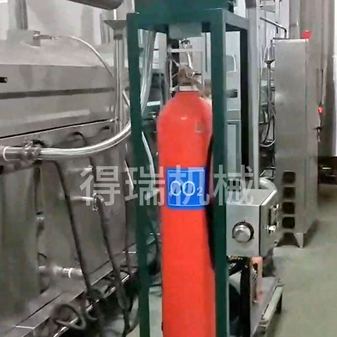 獅子頭，四喜丸子，生產(chǎn)線(xiàn)安裝完畢